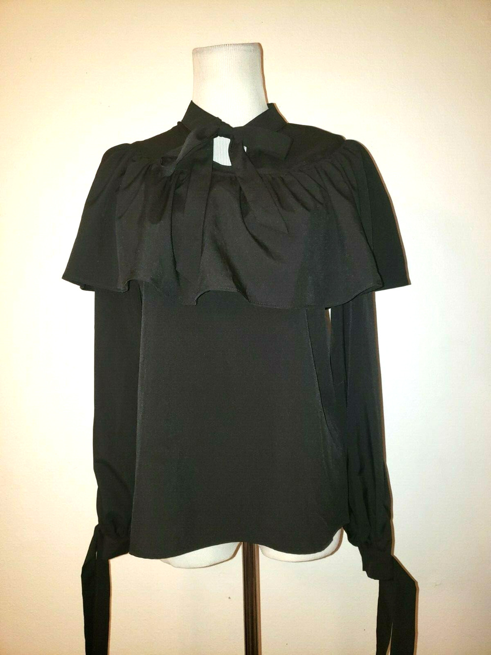 NEW BOOHOO SZ PETITE 4 BLOUSE MELANIE TIE NECK BLACK LS TIE AT ENDS SHIRT 2285